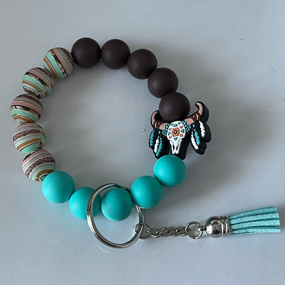 Hand crafted Boho cow style key ring - Picture 1 of 3